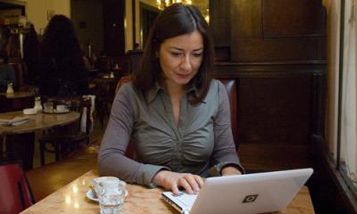 migrantin_moderatorin_warten_grosse_integration20100413194617