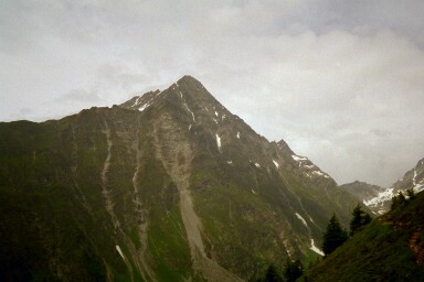 Piz Linard (3411m) aus südöstlicher Richtung  