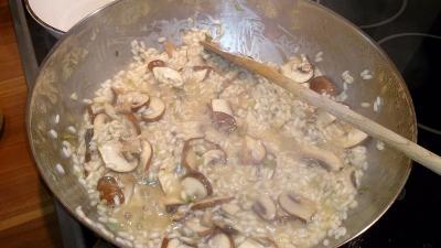 Reis-und-Pilze-in-1-Pfanne