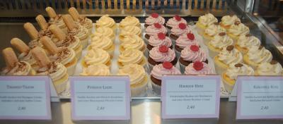 sugarbird-cupcakes-sortiment-fruejahr-2010