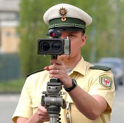 blitzer_gartenschlaeger