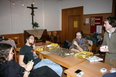 12933_105953779417561_100000088189042_154346_2097762_n