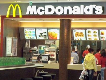 36-Marzahner-Promenade-im-Eastgate