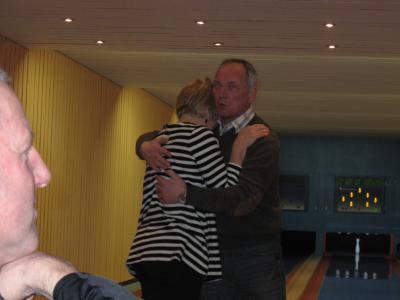 Heli muss Margit trösten