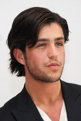 josh-peck-josh-peck-12635941-402-600