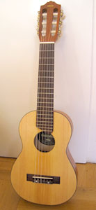 Guitalele von Yamaha