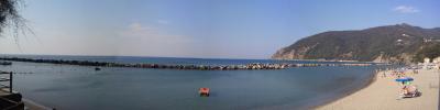 Am Strand von Moneglia