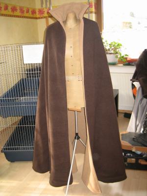 Halbkreismantel-braun-beige