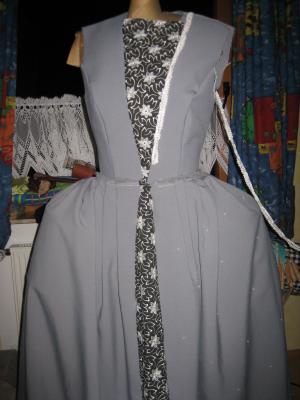Rokokokleid-2-in-Arbeit