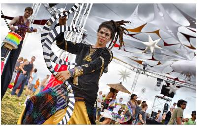 402917_280167638756052_1051845929_n