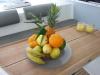 Obst von Dominica mit Vogel und Fisch...
