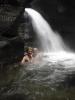 am Fuß des unteren Wasserfalls...