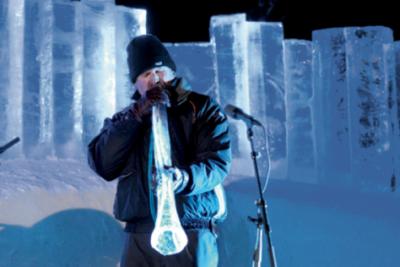 NO001300icefestivalg003