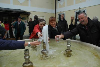 sprudelndes Quellwasser