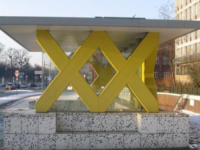 Bushaltestelle-Koenigsworther-Platz