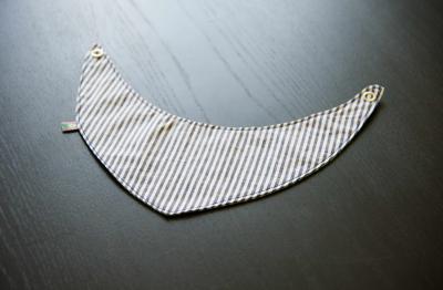 -Anna-Blume-2012-Halstuch-blau-gru-n