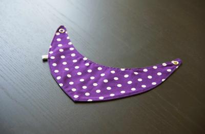 -Anna-Blume-2012-Halstuch-lila-grau