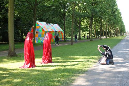 modern-contemporary-arts-documenta-13-kassel-karlsaue-orangerie-time-guards-manfred-kielnhofer