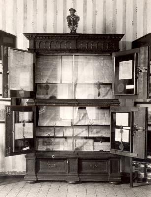 2873-Speyer-Historisches-Museum-Urkundenschrank-wohl-1936