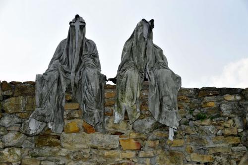 skulpturen-symposium-hartberg-waechter-der-zeit-time-guards-sculpture-manfred-kielnhofer-Foto-J-Zugschwert-art