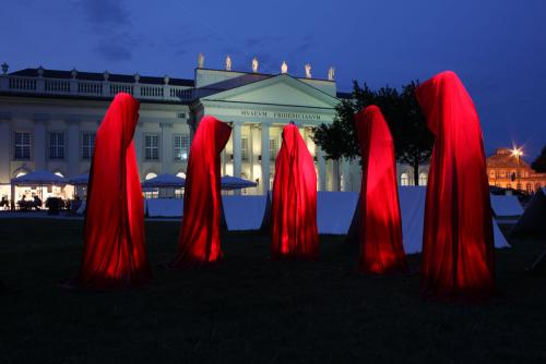 occupy-documenta-kassel-art-museum-time-guards-kili-manfred-kielnhofer-contemporary-art-scupture-form-design-1491