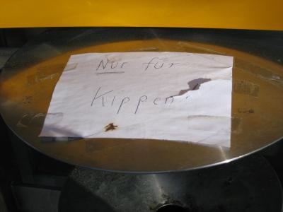 endlich-ein-neues-Schild