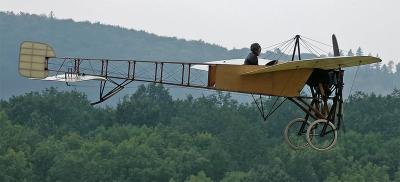 800px-Bleriot_XI_Thulin_1