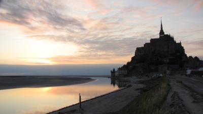 mont_saint_michel_by_tangkiliki-d3lmaqz