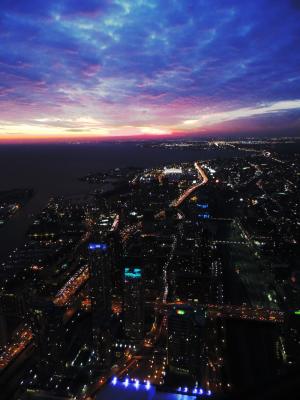 Toronto-wenn-die-Nacht-anbricht