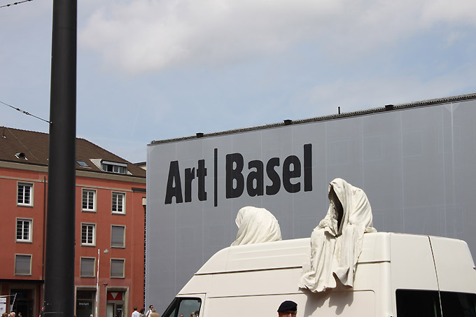 contemporary-artbasel-ghost-car-manfred-kielnhofer