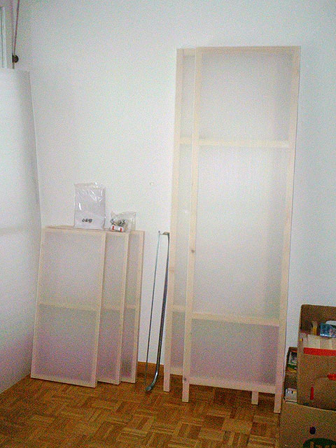 2006-08-16_Schrank_Anfang