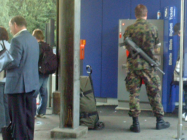 2006-08-21_Marschgepaeckroll