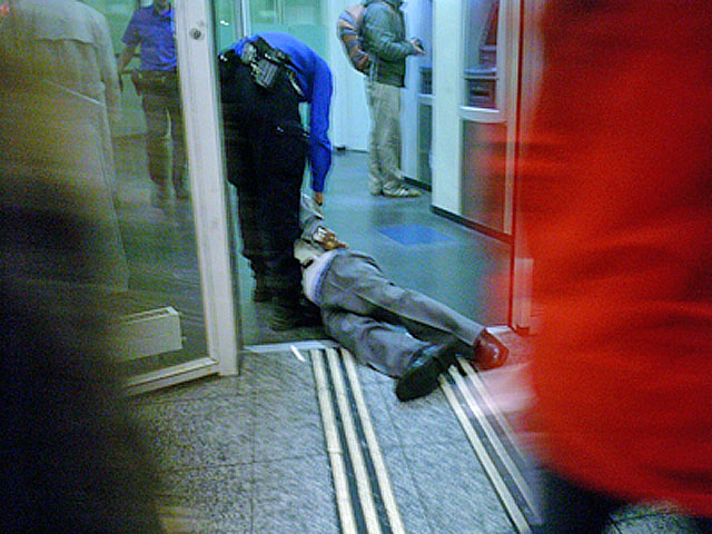 2006-11-11_Festnahme