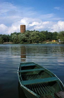 Mäuseturm am Goplosee. Foto von Jerzy Strzelecki