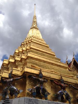 JX-0EWXBCrXB-ddcigx9boyglMkbGr5oMuNY8Qpfp3k4