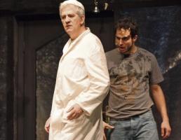 Zwei Biografien, zwei Kulturen: Ilja Richter (links) und Nadim Jarrar (Foto: Haymann, Quelle: Schauspielbühnen Stuttgart)