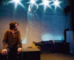Jens Winterstein als Silvano Contin in "Die dunkle Unermesslichkeit des Todes" (Foto: Dreher)