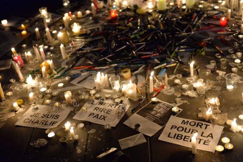 platz-republik-paris-trauer-charlie-hebdo1