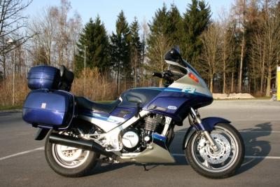 FJ1200