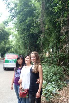 Anna, Sunny and Anninka in Kunming, close to our house