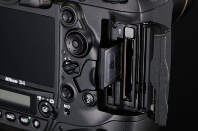 Nikon-D4_Slot_XQD-620px