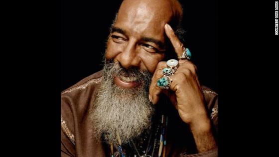 130422191041-richie-havens-09-horizontal-gallery