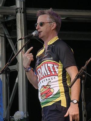 Billy_Bragg_at_Bestival_2008