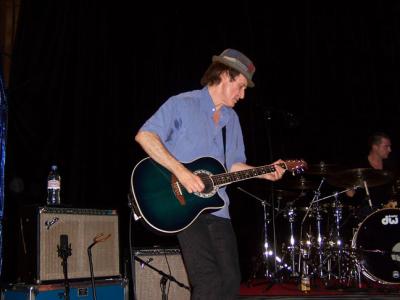 MacQueen-Ray-BlueAcousticHat1