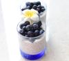 Mandelmilch-Chia-Pudding