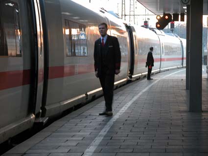 Beamte-am-Zug