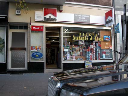 Buedchen-Karolinger-Platz
