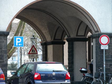 Durchgang-Essener