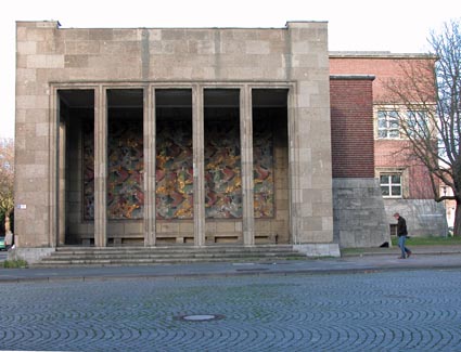 Ehrenhof6