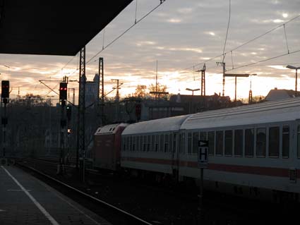 Fahrt-in-den-Abend